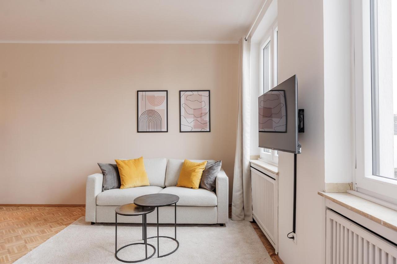 Flats 4 You, Moderne City Wohnung Naehe Hbf, Due-Messe 20 Min, Netflix, Kueche ดุยส์บูร์ก ภายนอก รูปภาพ
