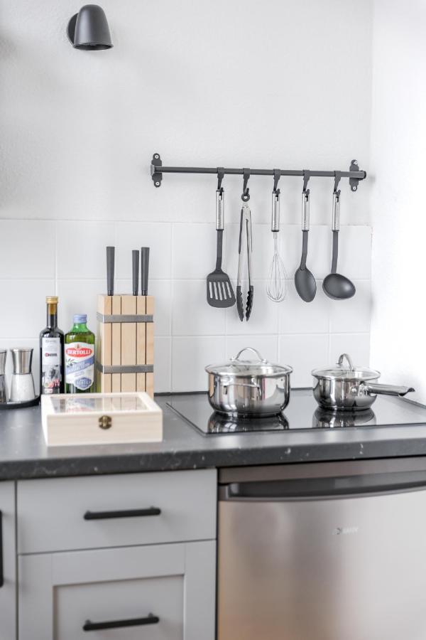 Flats 4 You, Moderne City Wohnung Naehe Hbf, Due-Messe 20 Min, Netflix, Kueche ดุยส์บูร์ก ภายนอก รูปภาพ