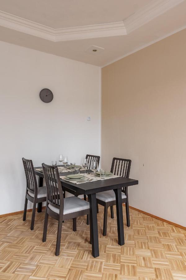 Flats 4 You, Moderne City Wohnung Naehe Hbf, Due-Messe 20 Min, Netflix, Kueche ดุยส์บูร์ก ภายนอก รูปภาพ