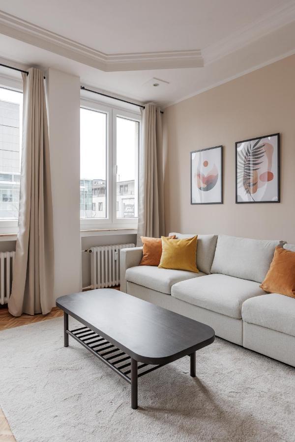 Flats 4 You, Moderne City Wohnung Naehe Hbf, Due-Messe 20 Min, Netflix, Kueche ดุยส์บูร์ก ภายนอก รูปภาพ