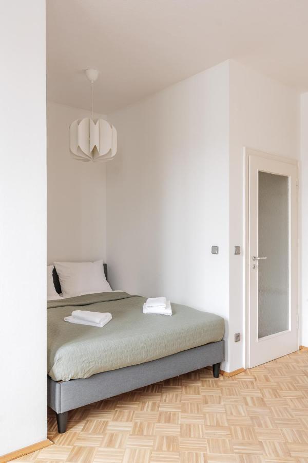 Flats 4 You, Moderne City Wohnung Naehe Hbf, Due-Messe 20 Min, Netflix, Kueche ดุยส์บูร์ก ภายนอก รูปภาพ