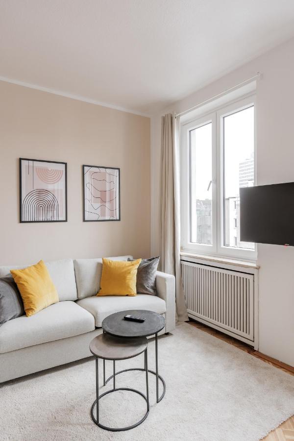 Flats 4 You, Moderne City Wohnung Naehe Hbf, Due-Messe 20 Min, Netflix, Kueche ดุยส์บูร์ก ภายนอก รูปภาพ